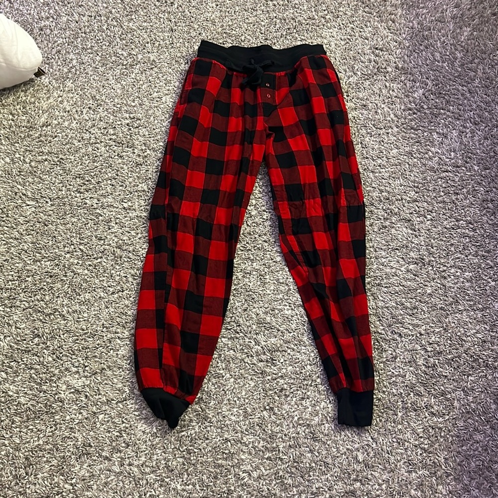 Stars above pajama bottoms size XS